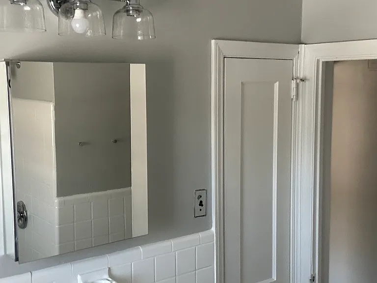 120 Cox Ave #3 — Photo 4