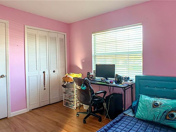 5th image of 5112 Glasgow Ave