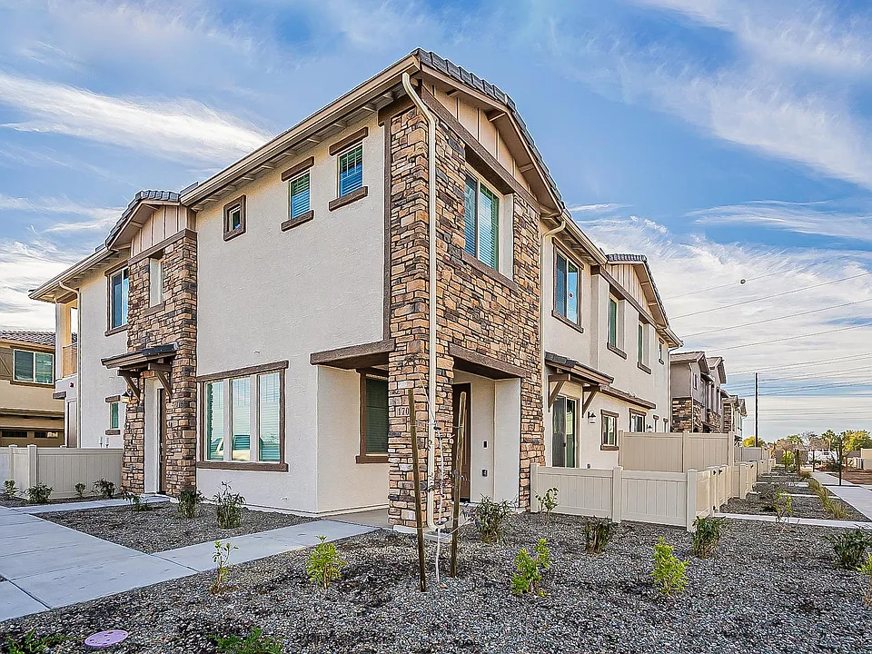 4100 S Pinelake Way #170
