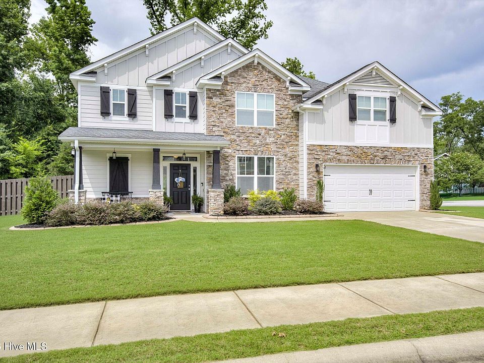 1st image of 209 Sandleton Way