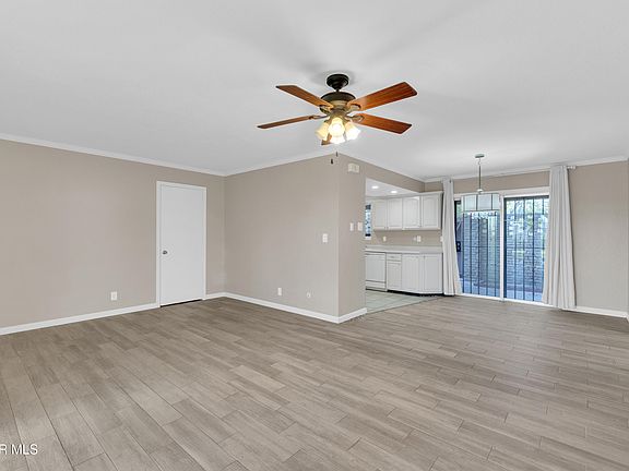 3rd image of 350 Thunderbird Dr APT 55