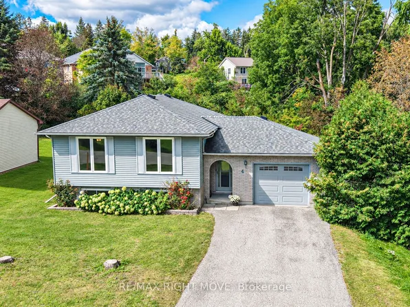 4 Fitton Hts, Orillia, ON L3V 4M7