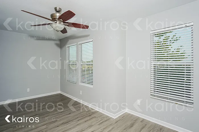 3703 Avalon Lake Dr — Photo 3