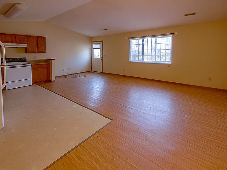 Bluestone — Photo 5