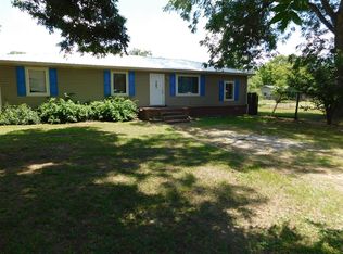 1069 Furnie Folks Rd, Webb, AL 36376