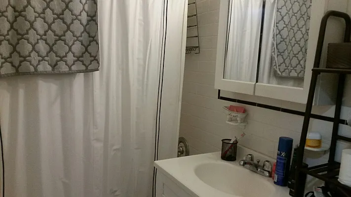 Rented by Cohen Smith Chang LLC | media 14