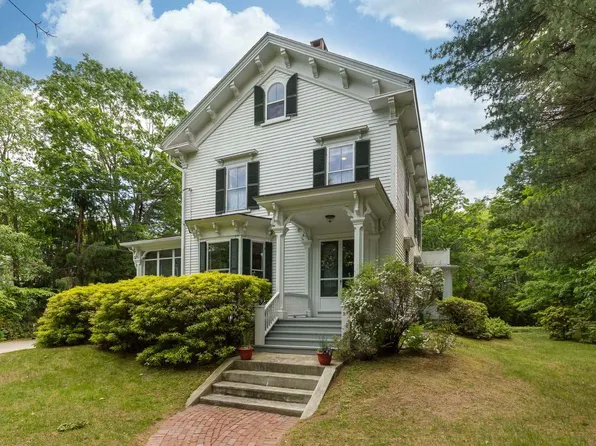 33 Pine Street, Exeter, NH 03833