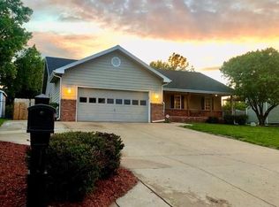 136 S Skyline Dr, Salina, KS 67401