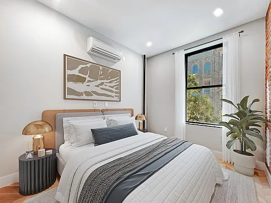 Rented by Dallien Realty Limited Liability Company | media 30