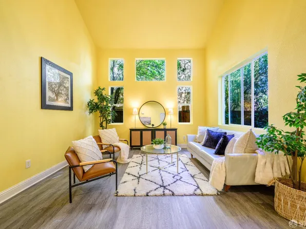 5476 Summerfield Dr, Antioch, CA 94531