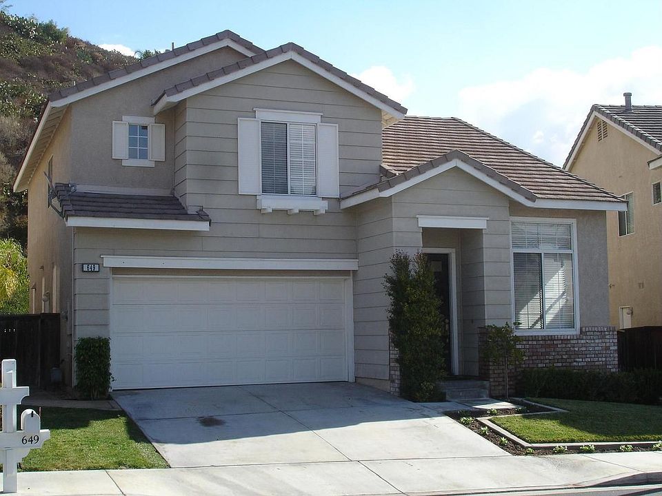 Home in gated community on cul-de-sac.