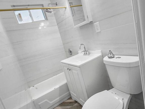 3rd image of 68 Bevan St APT 2