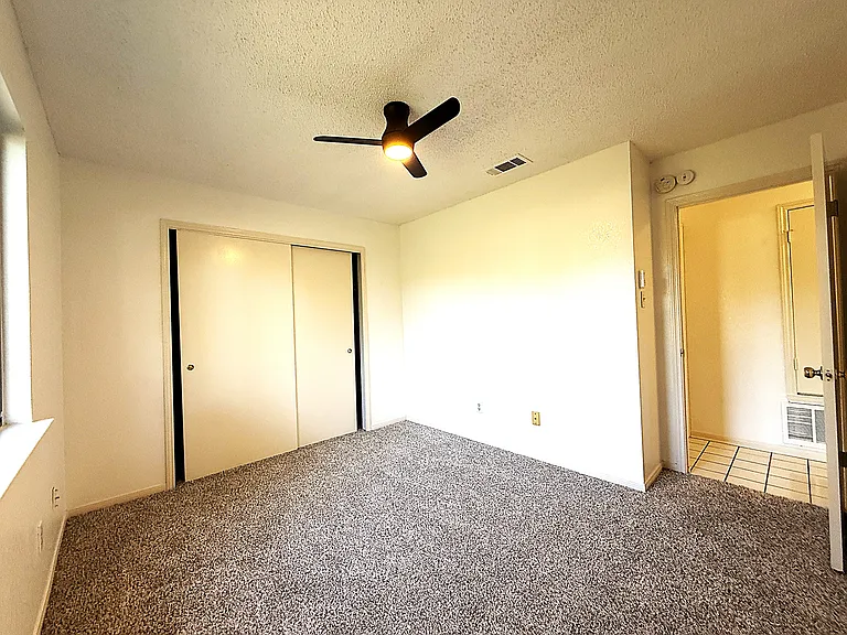 3203 Honeysuckle Dr — Photo 17