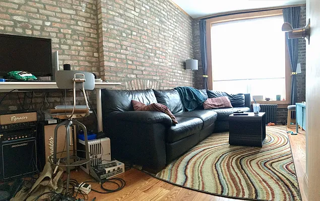 Rented by Zjama Realty Corp | media 23