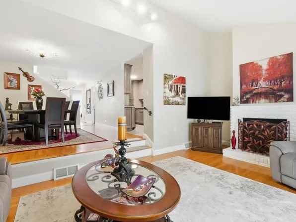 47 Meadowbrook Ln Unit 47, Palmer, MA 01069