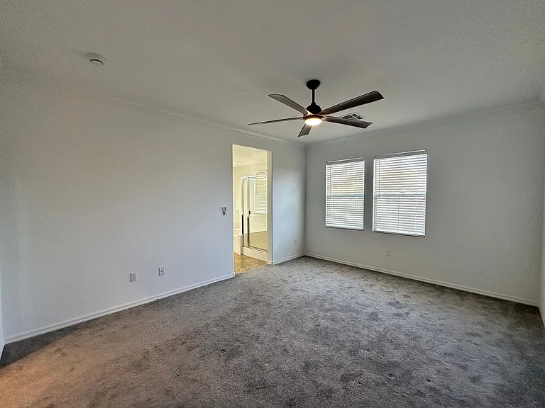 1571 Plaza Centre Dr #102 — Photo 18
