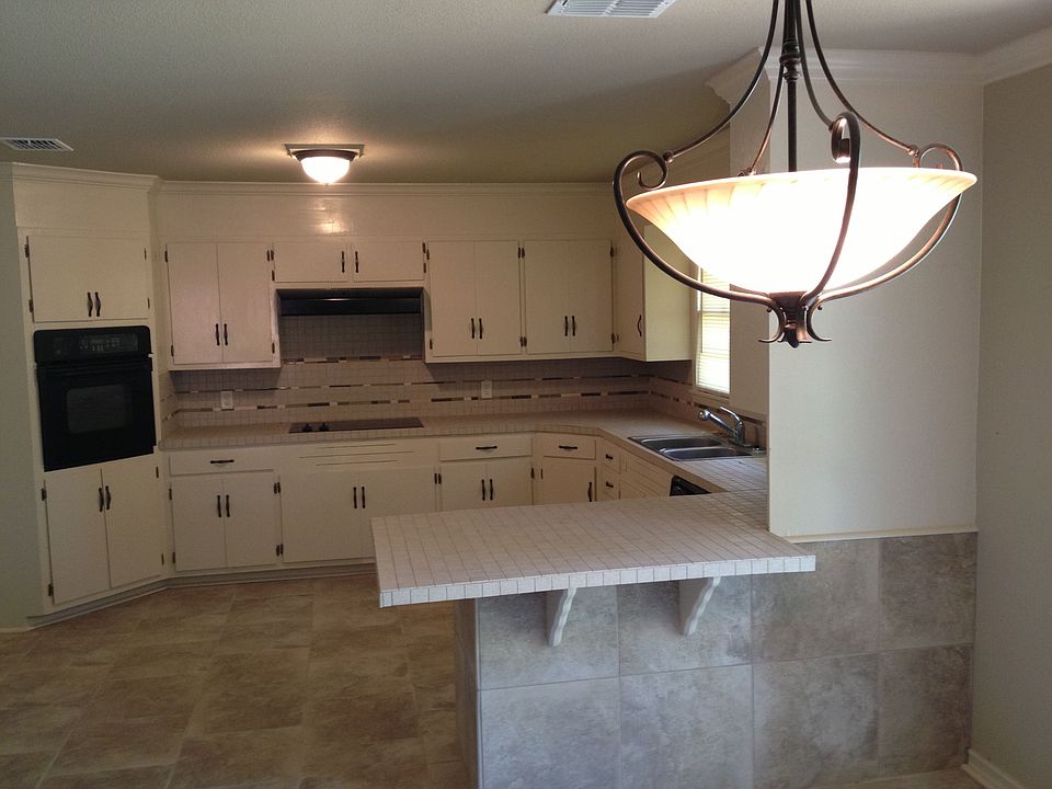 Large Open Kitchen