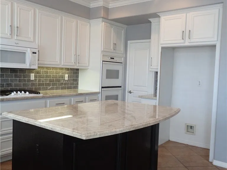 20904 Monarch Ln #27 — Photo 7