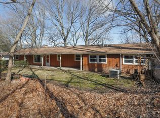 2236 Crest Dr, Kalamazoo, MI 49008