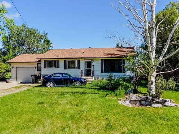 81 E 2nd Ave N, Magrath, AB T0K 1J0