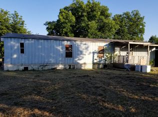 906 Whippoorwill Dr, Granbury, TX 76049