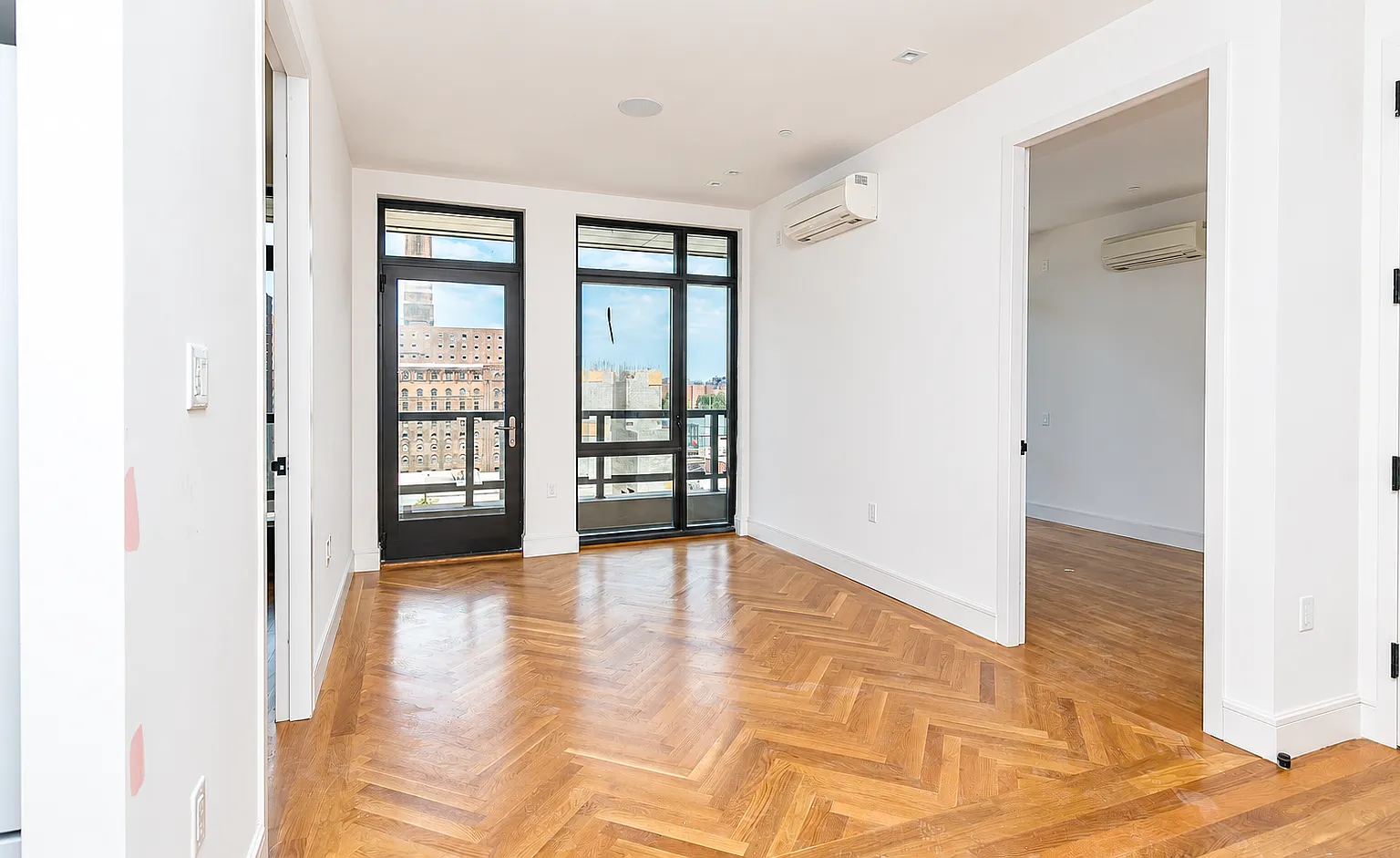 321 Wythe Avenue — Photo 4