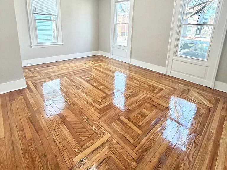 74 William St #1 — Photo 6