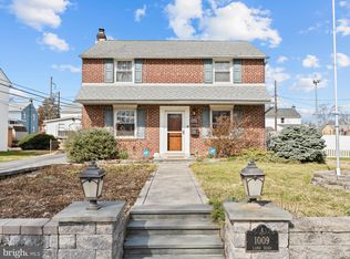 1009 Lamb Rd, Secane, PA 19018