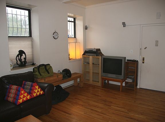 1st floor living room