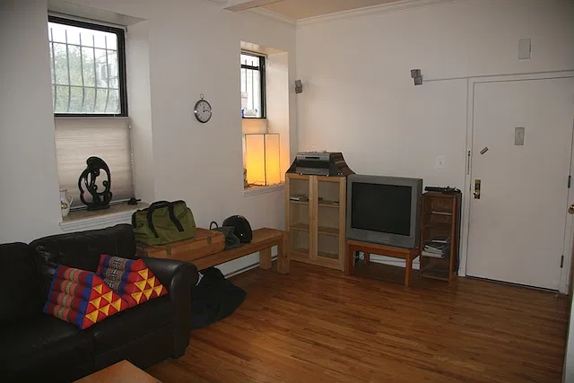 1st floor living room