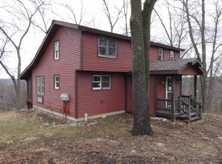 8202 Valley View Rd, Mount Hope, WI 53816