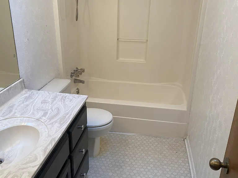 1023 E Dell Ave — Photo 13