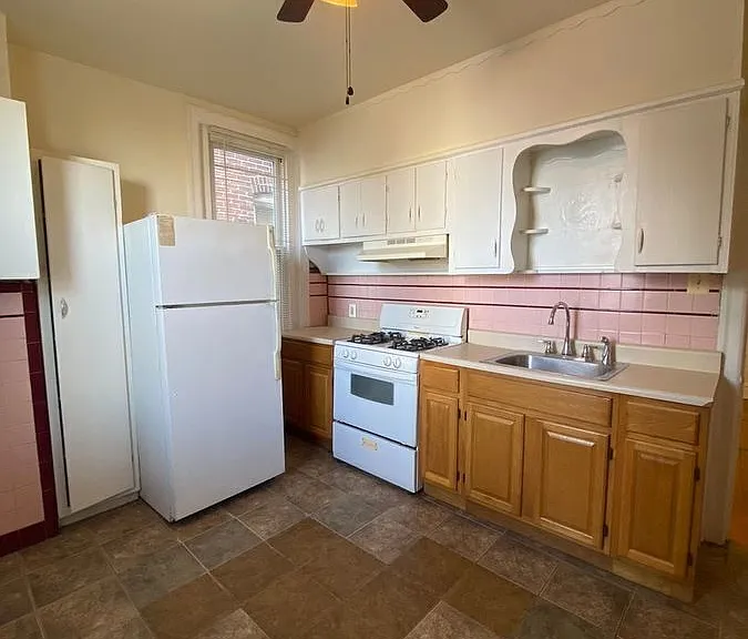 453 S 60th St #2F — Photo 1