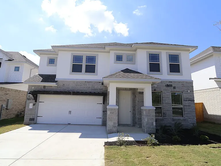 2305 Serene Pl — Photo 2