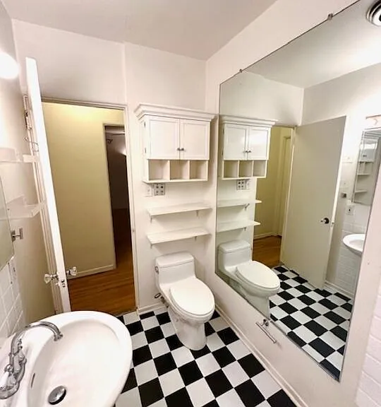 9012 Phyllis Ave — Photo 10