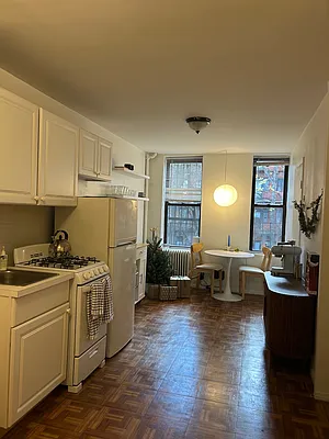 Rented by Oxford Property Group | media 1