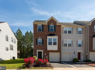 42265 Saint Huberts Pl, Chantilly, VA 20152