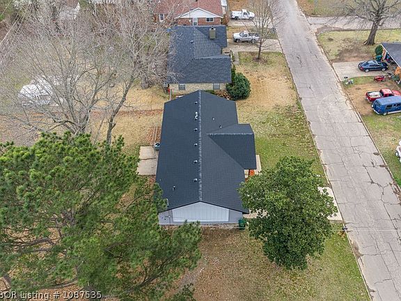 4th image of 1176 Eastwood Dr