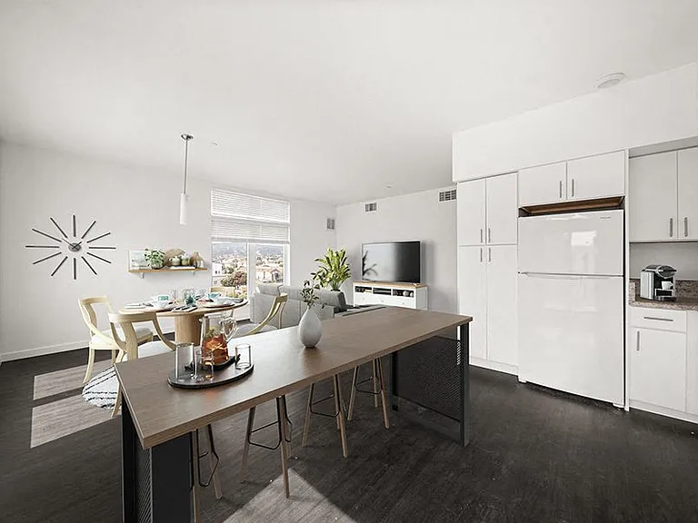Grand & Linden Family Apartments — Photo 3