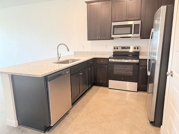 4th image of 2909 Quail Ridge Ln #A