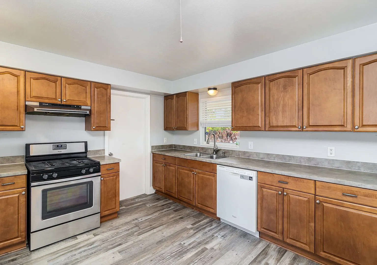 205 Trinidad DR — Photo 4