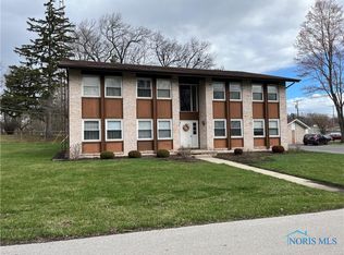 5951 Cemetery Rd, Whitehouse, OH 43571