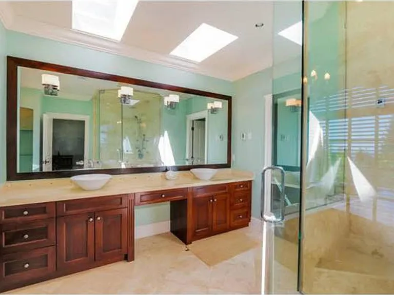 1379 Chartwell Dr — Photo 29