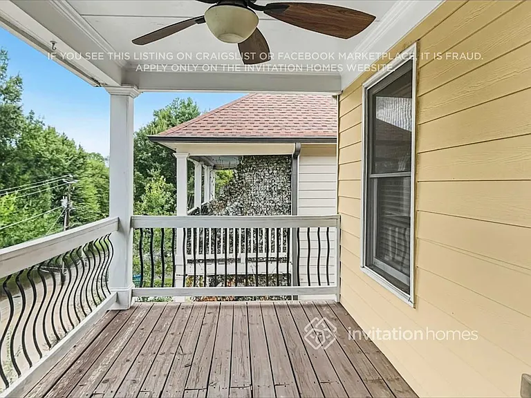 712 Connally St SE — Photo 20