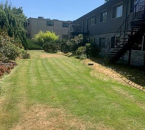 front yard of this unit
