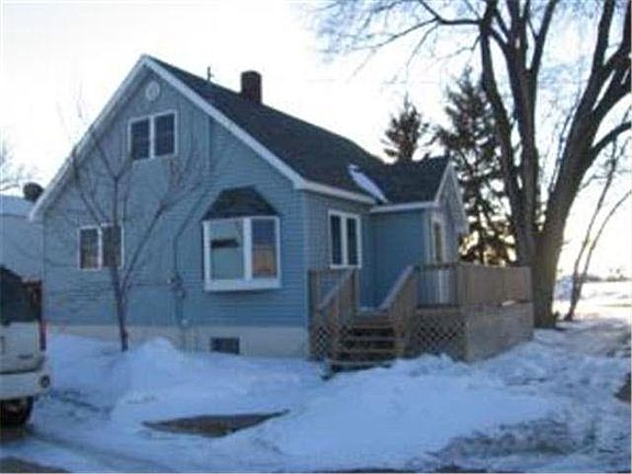 2nd image of 204 2ND Avenue N