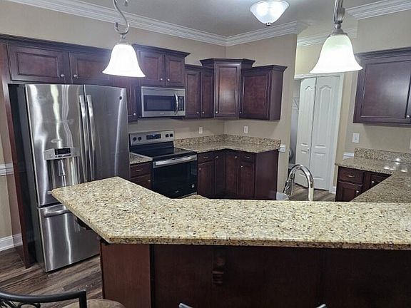 4th image of 281 Turnberry Cir