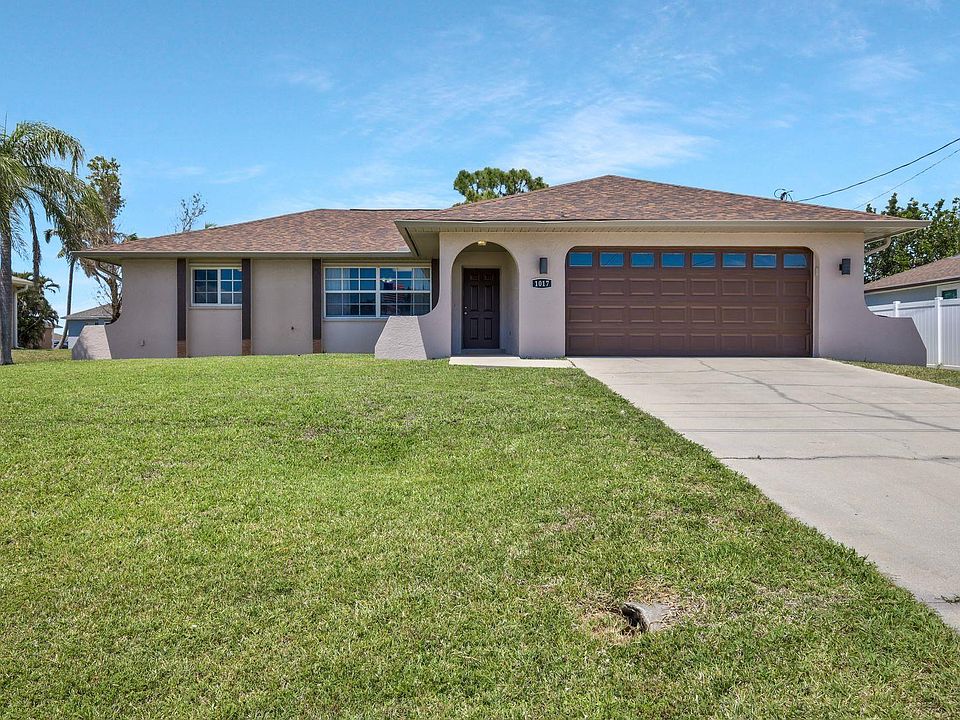 1st image of 1017 SW 37th Ter