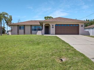 1017 SW 37th Ter, Cape Coral, FL 33914