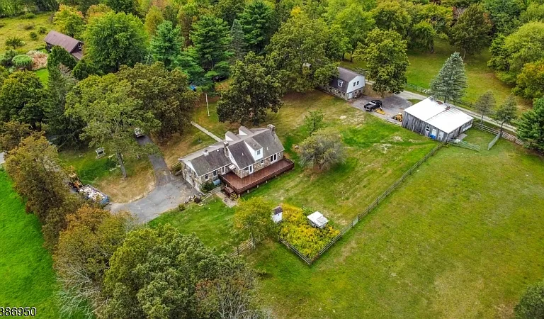 87 Glen Rd — Photo 39